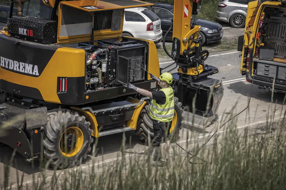 What is Hydrostatic Transmission? The Hydrema Dictionary